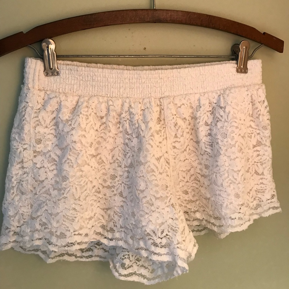 Women’s Hollister shorts